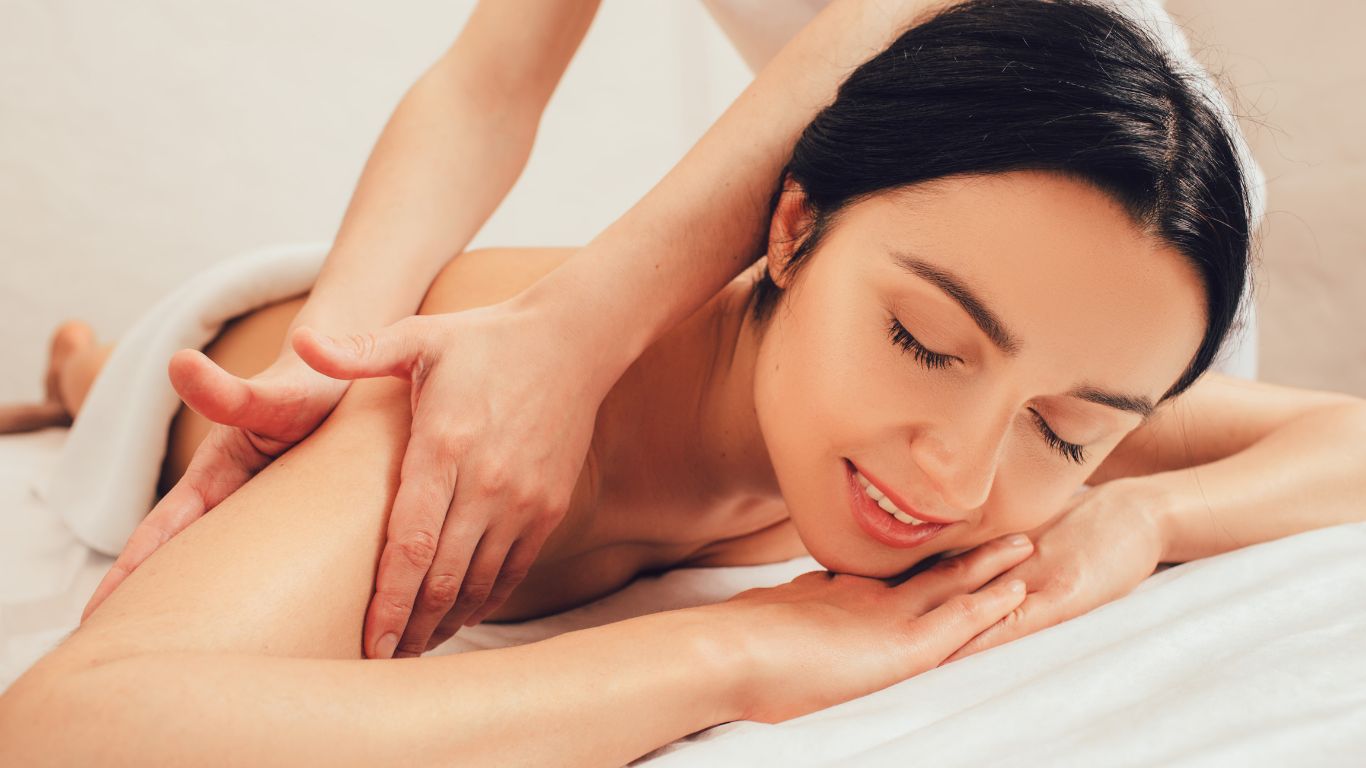 aroma oil massage spa